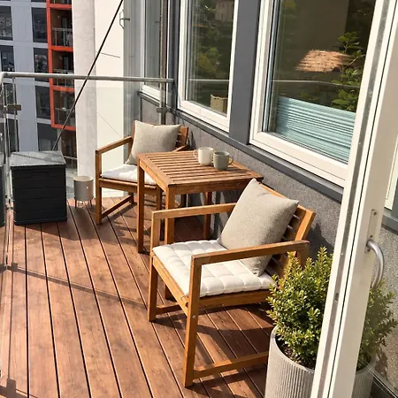 Top-floor With A Terrace And Own Parking Appartamento Bergen